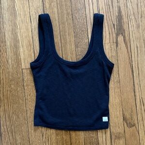 Vuori sun rise black crop XS tank